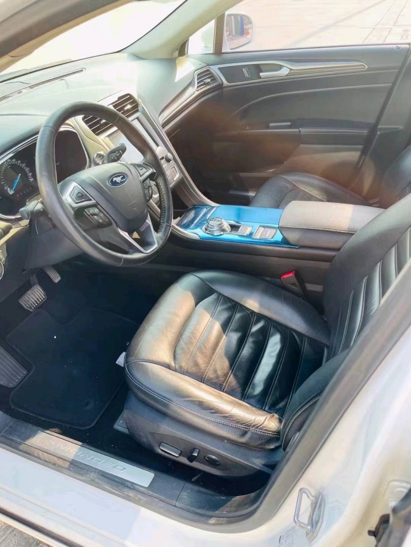 东营17年福特蒙迪欧8