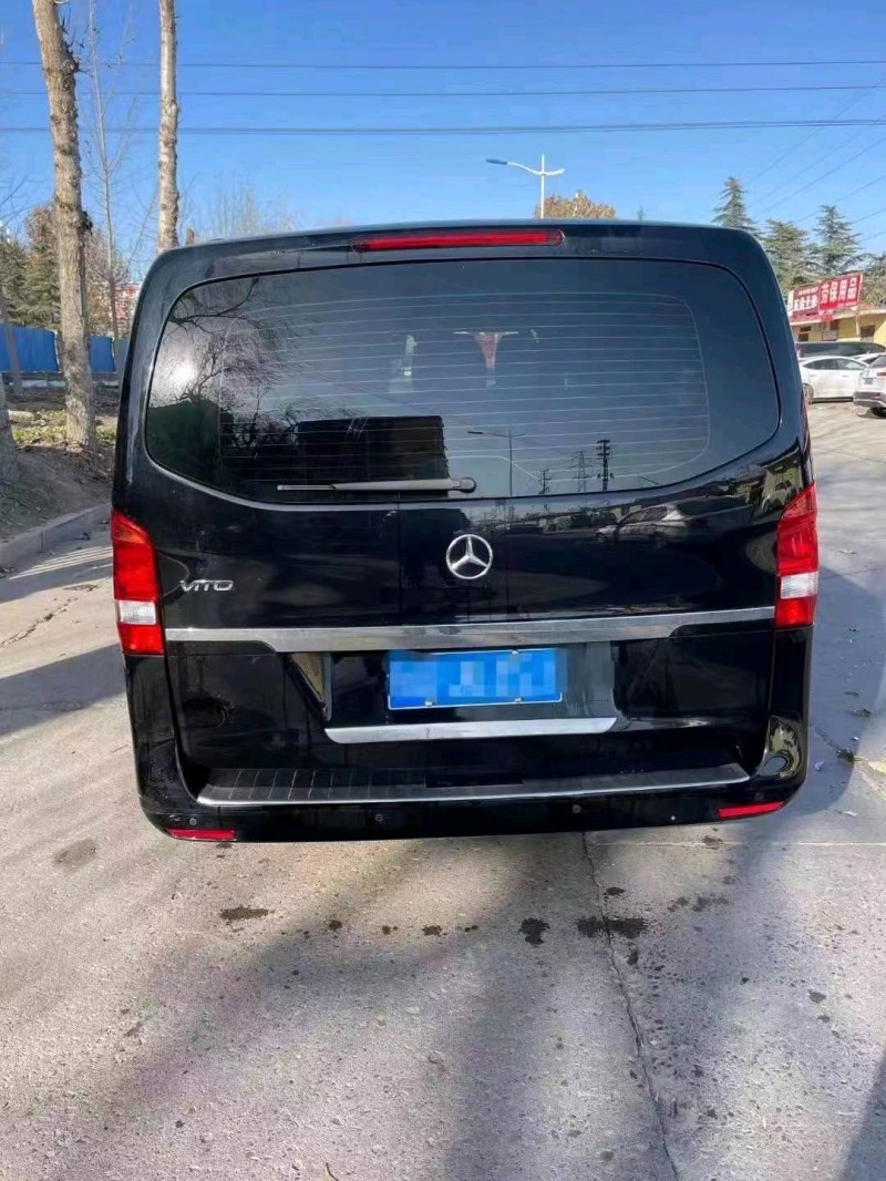 临沂17年奔驰威霆9