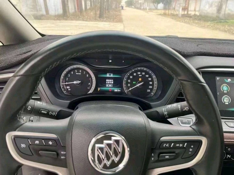 临沂18年别克GL66