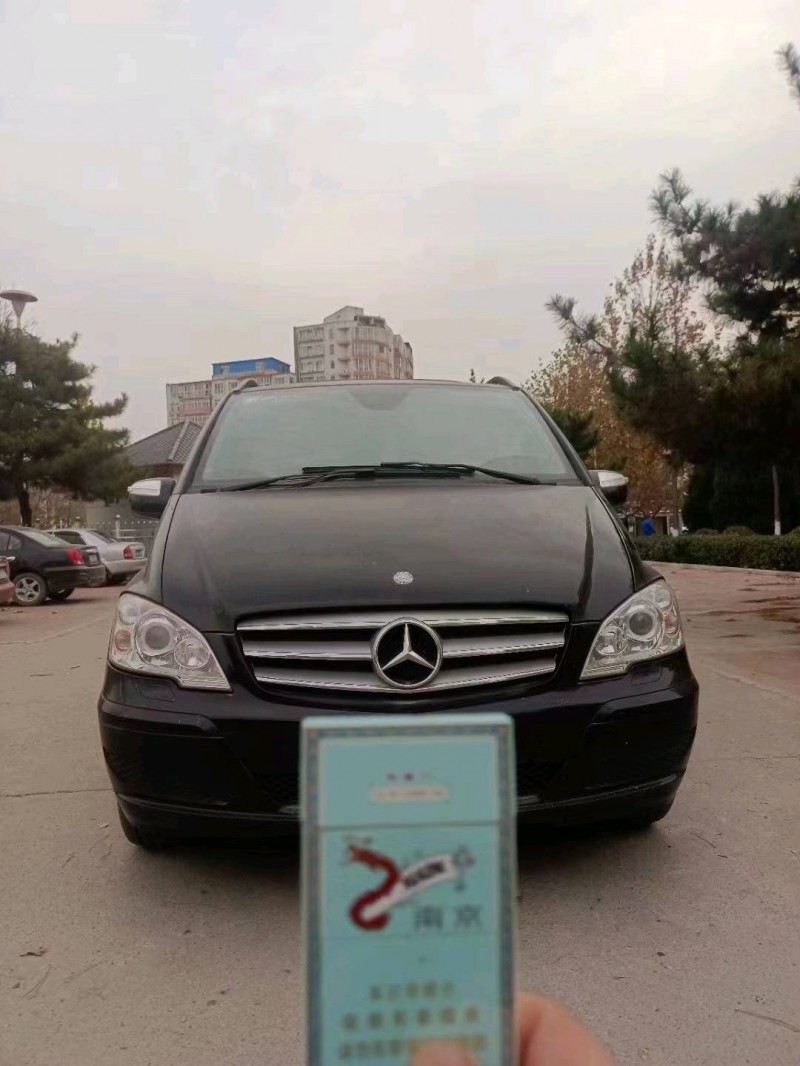 邢台14年奔驰唯雅诺1