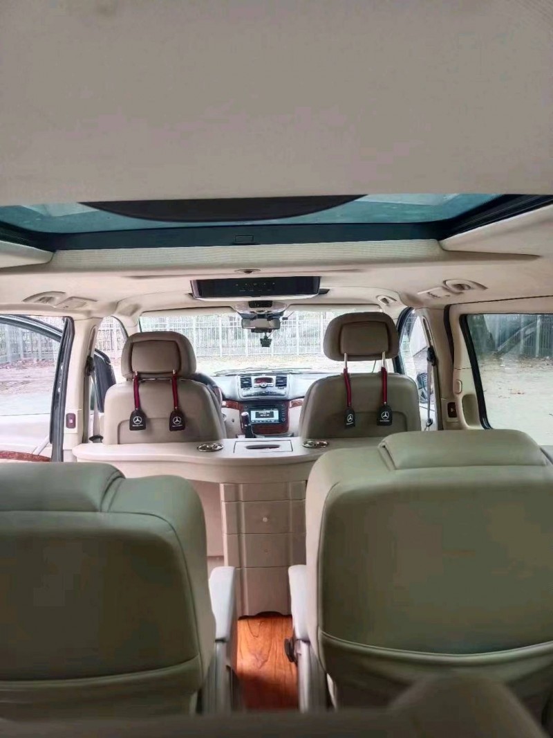 邢台14年奔驰唯雅诺3