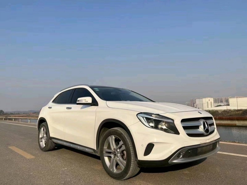 邵阳17年奔驰GLA2