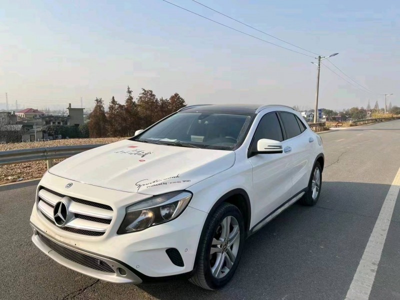 邵阳17年奔驰GLA3