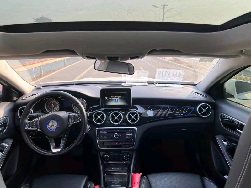 邵阳17年奔驰GLA4