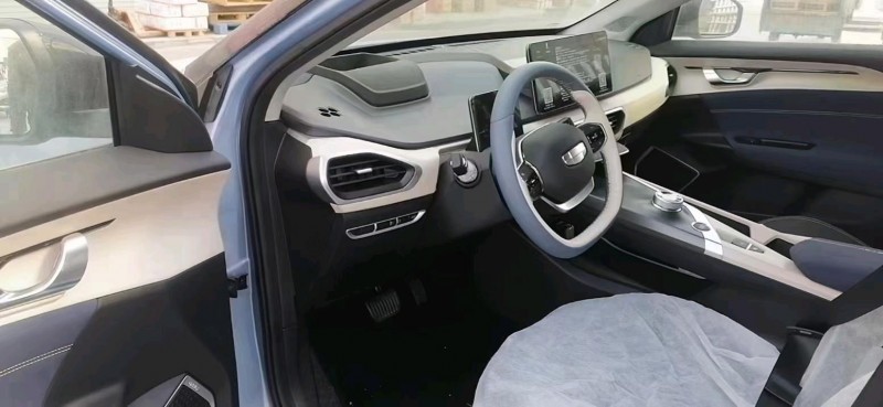 北京22年吉利几何4