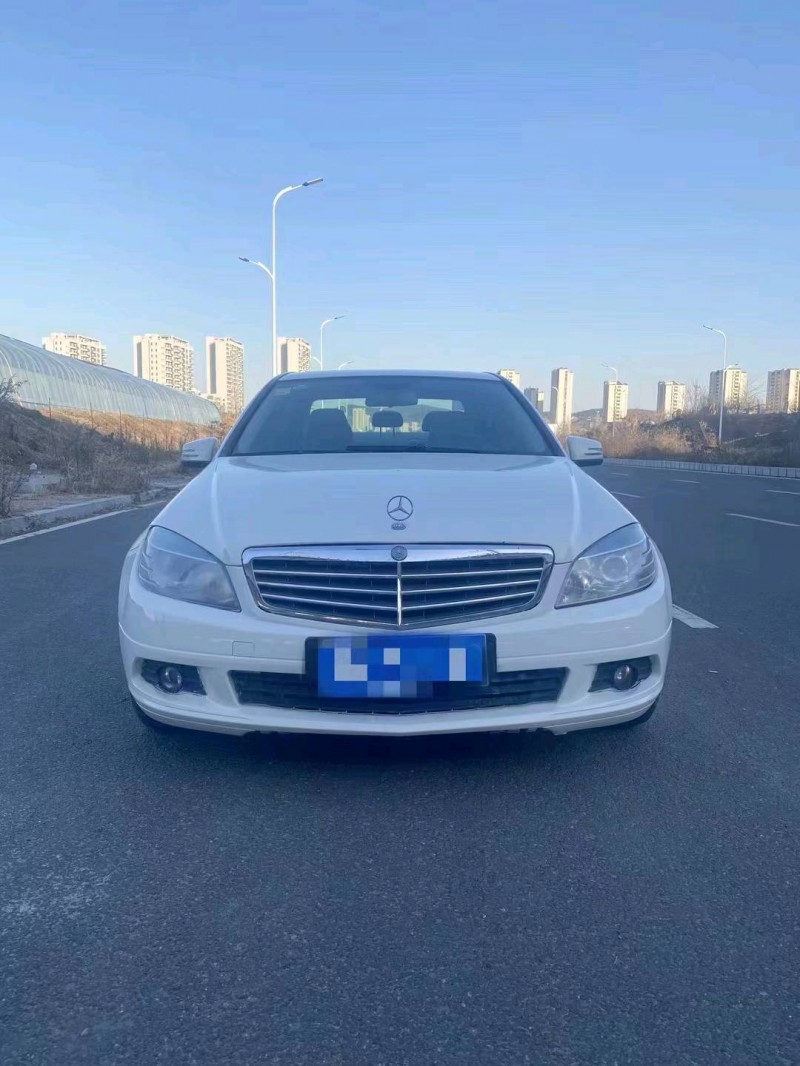 济宁11年奔驰C1