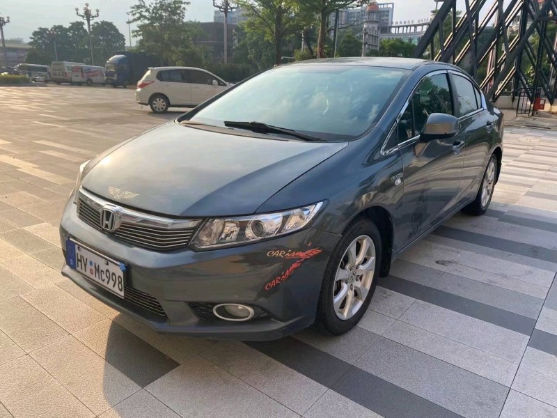 东莞13年本田思域2