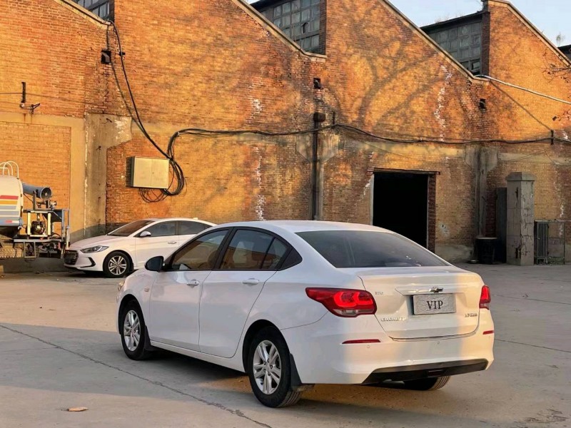 邯郸18年雪佛兰科沃兹5