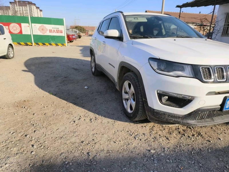 枣庄17年Jeep指南者2