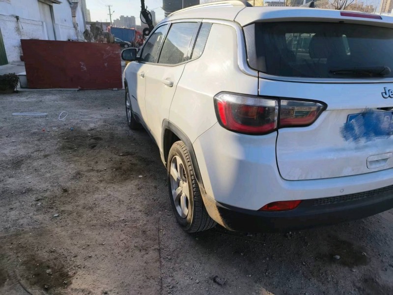 枣庄17年Jeep指南者3