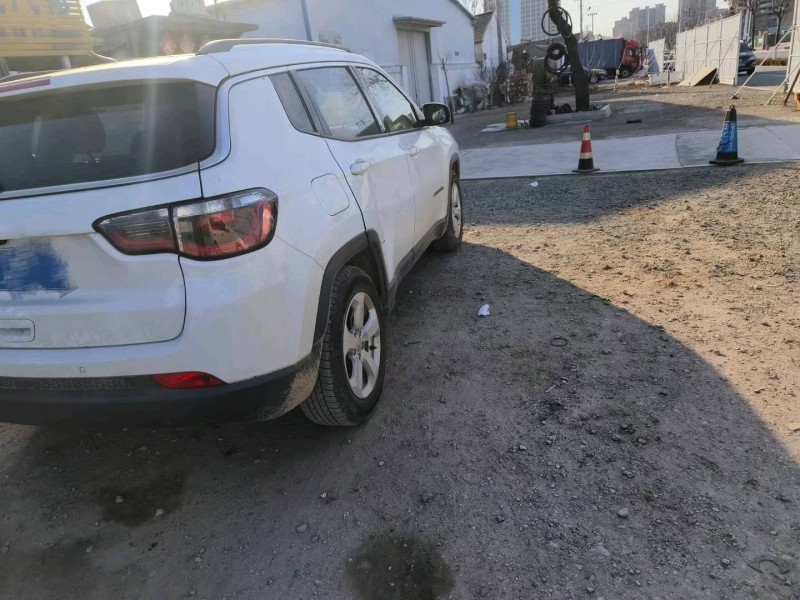 枣庄17年Jeep指南者6