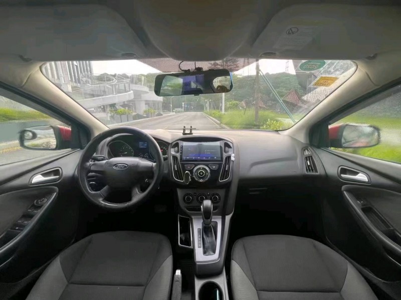 深圳14年福特福克斯7