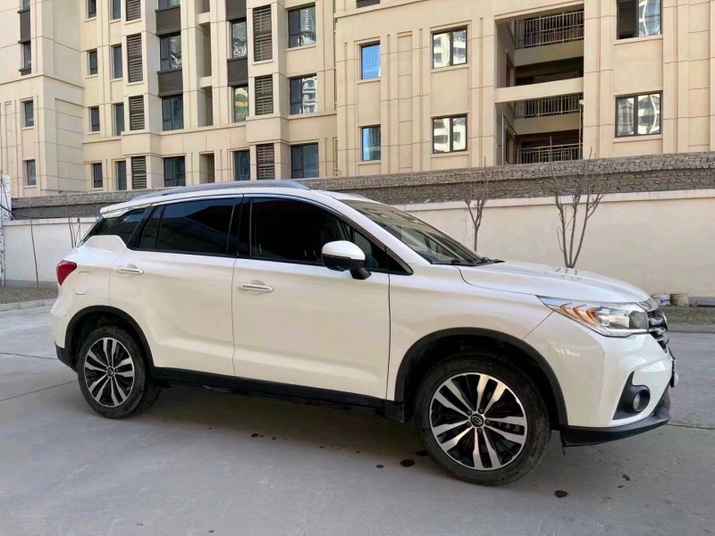 邯郸17年传祺GS2