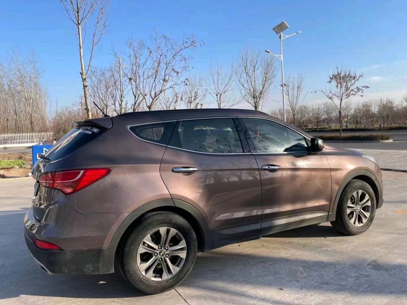 宜昌13年现代新胜达9