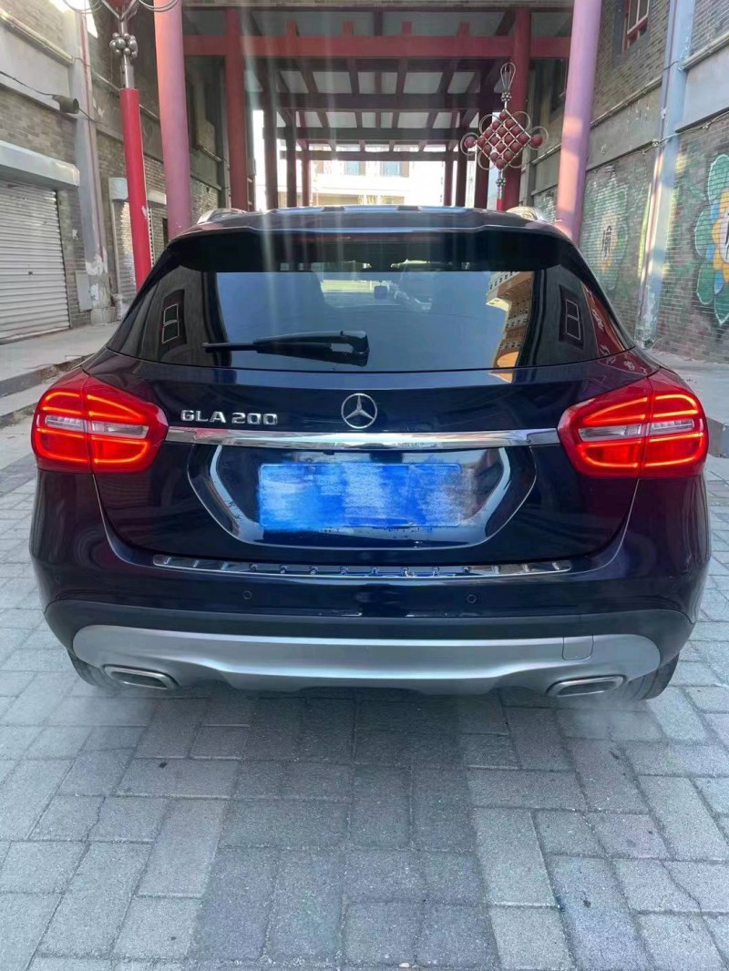 邯郸16年奔驰GLA2