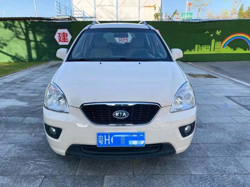 珠海12年起亚佳乐1