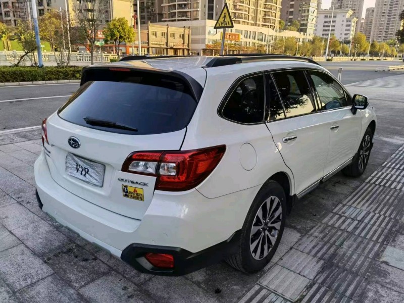 珠海17年斯巴鲁傲虎3