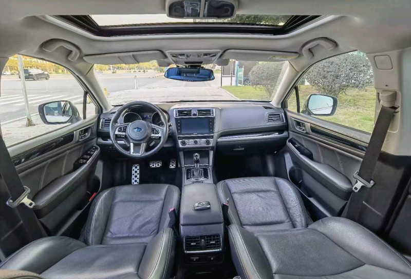 珠海17年斯巴鲁傲虎2