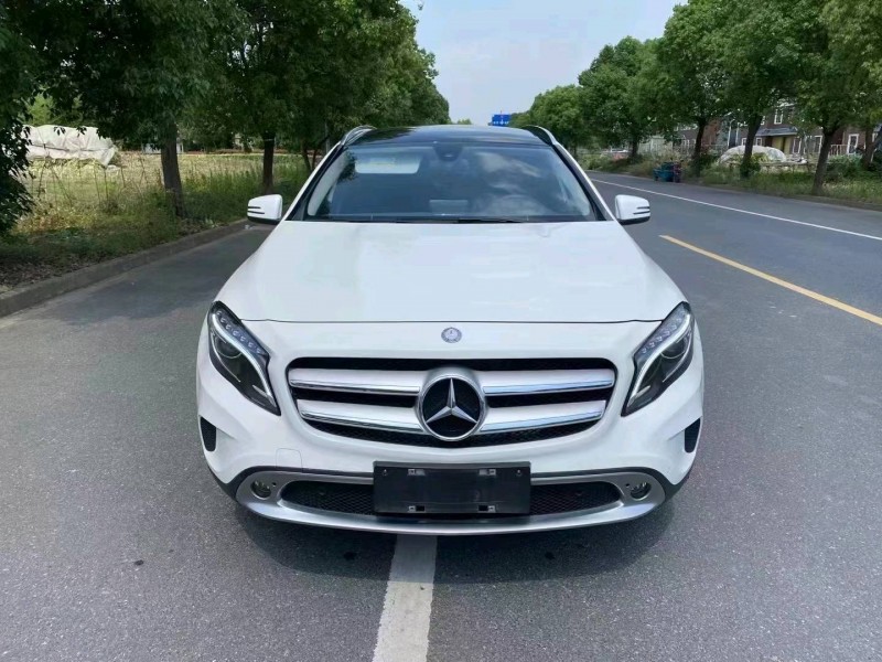 嘉兴16年奔驰GLA1