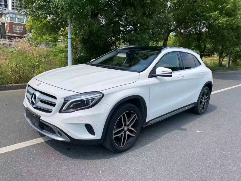 嘉兴16年奔驰GLA3