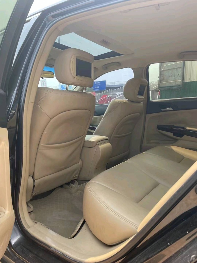 广州10年本田雅阁5