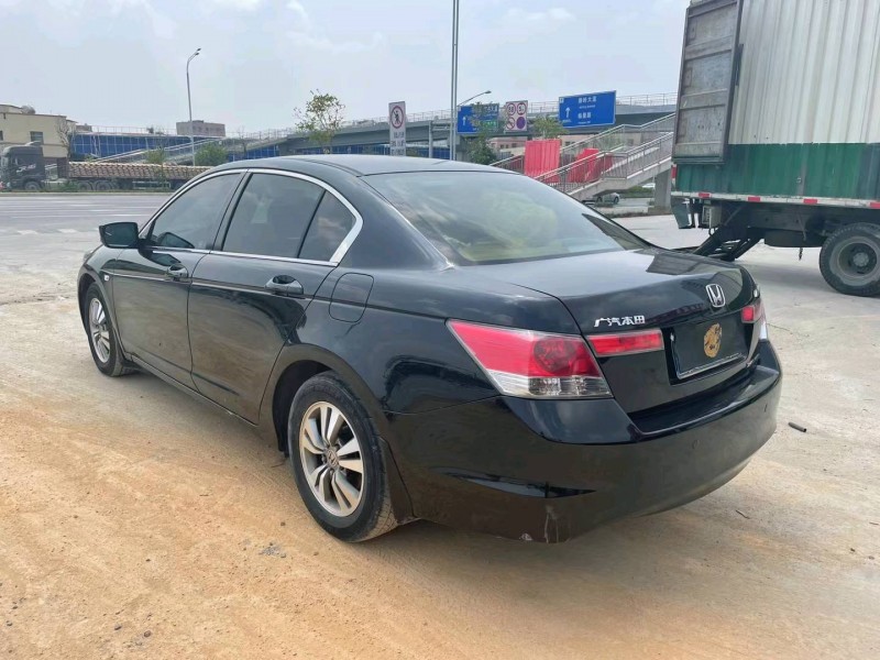 广州10年本田雅阁8