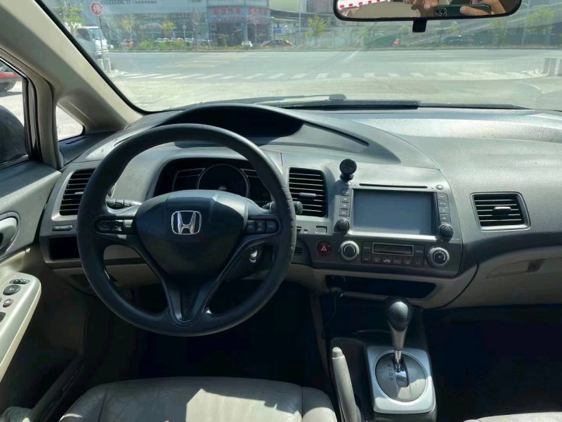 广州11年本田思域6