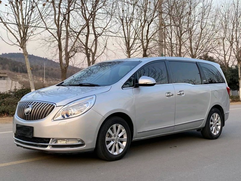 徐州16年别克GL82