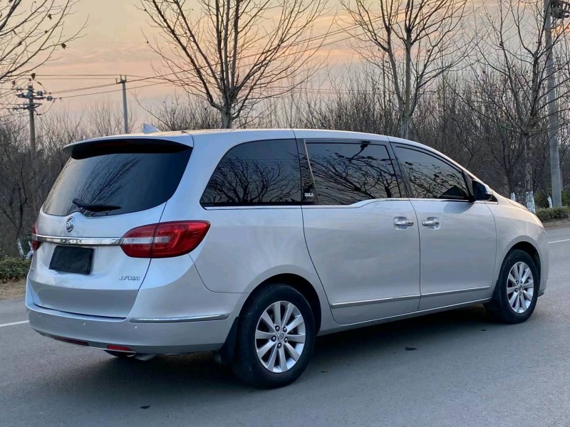 徐州16年别克GL88