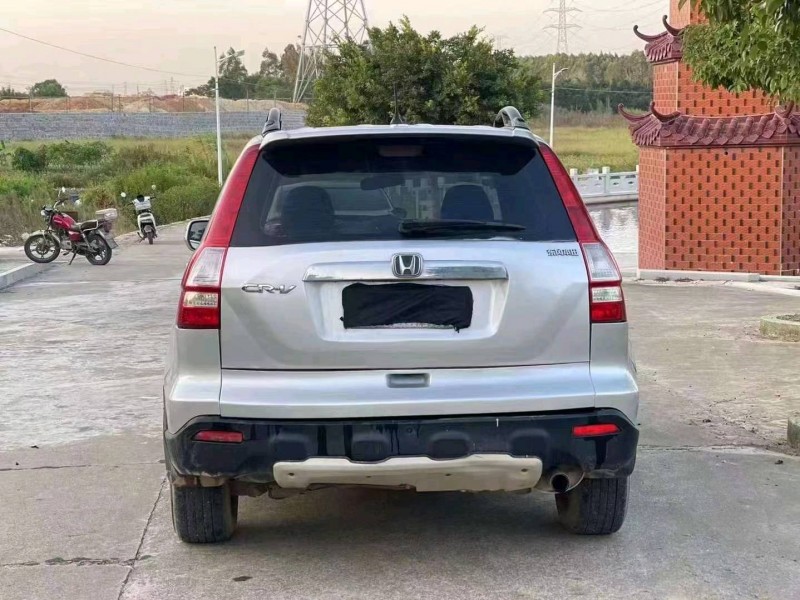 珠海10年本田CRV5