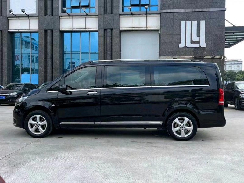 东莞21年奔驰威霆8