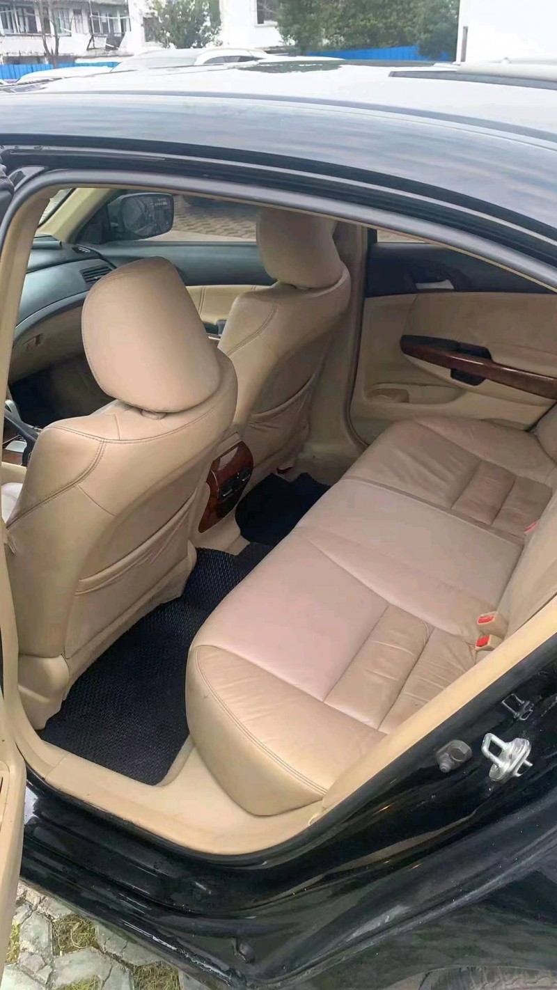 嘉兴12年本田雅阁6