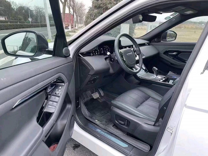 苏州20年路虎极光3