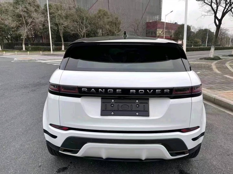 苏州20年路虎极光4