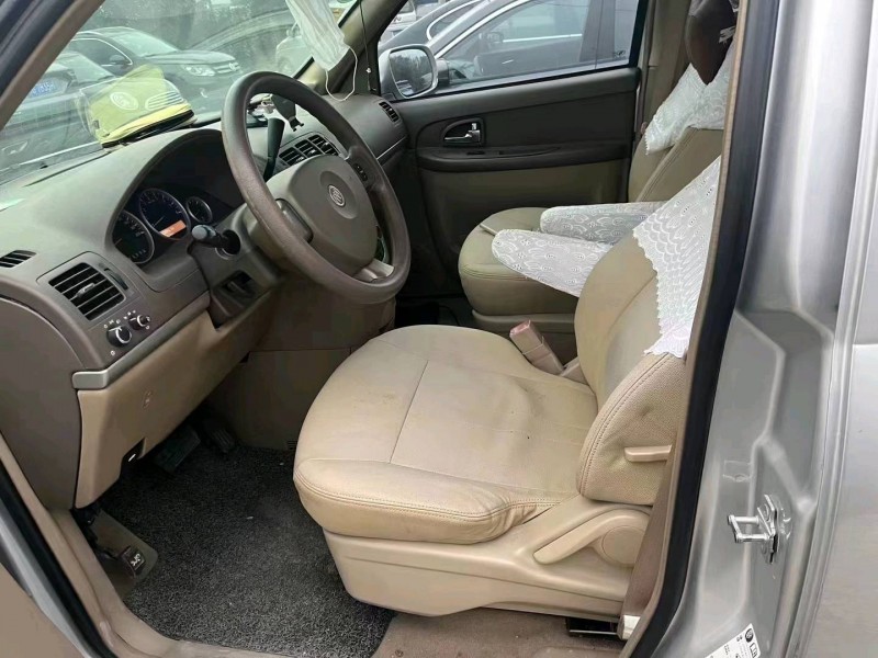 嘉兴15年别克GL82