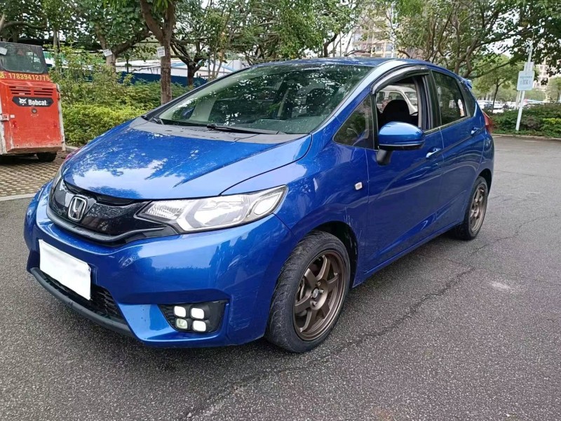 广州17年本田飞度9