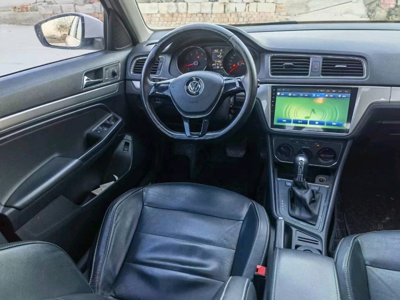 邯郸16年大众朗逸6