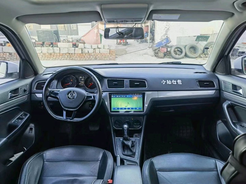 邯郸16年大众朗逸5