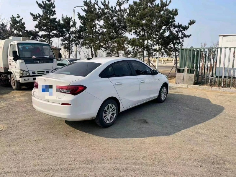 枣庄21年别克君越8