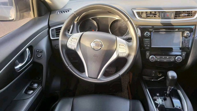 邯郸14年日产奇骏6