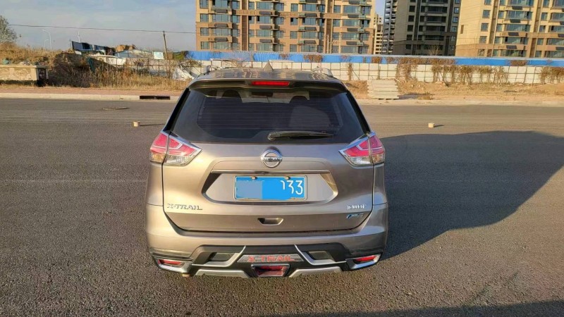 邯郸14年日产奇骏9