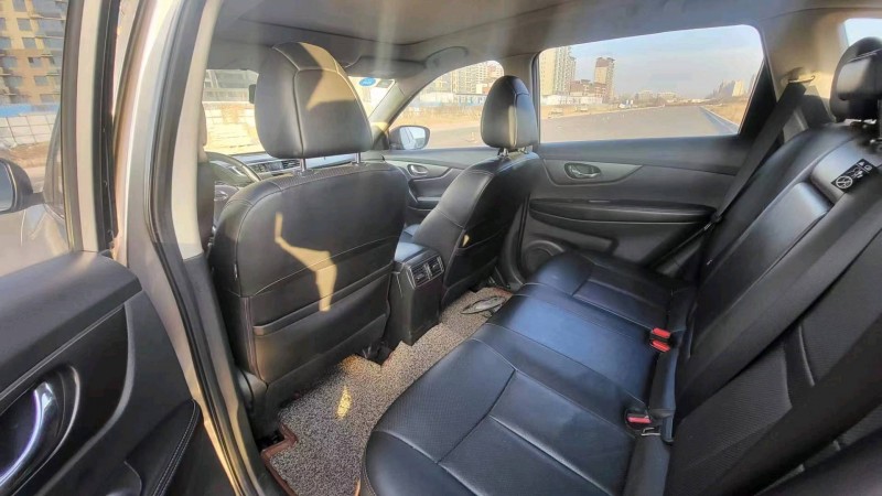 邯郸14年日产奇骏8