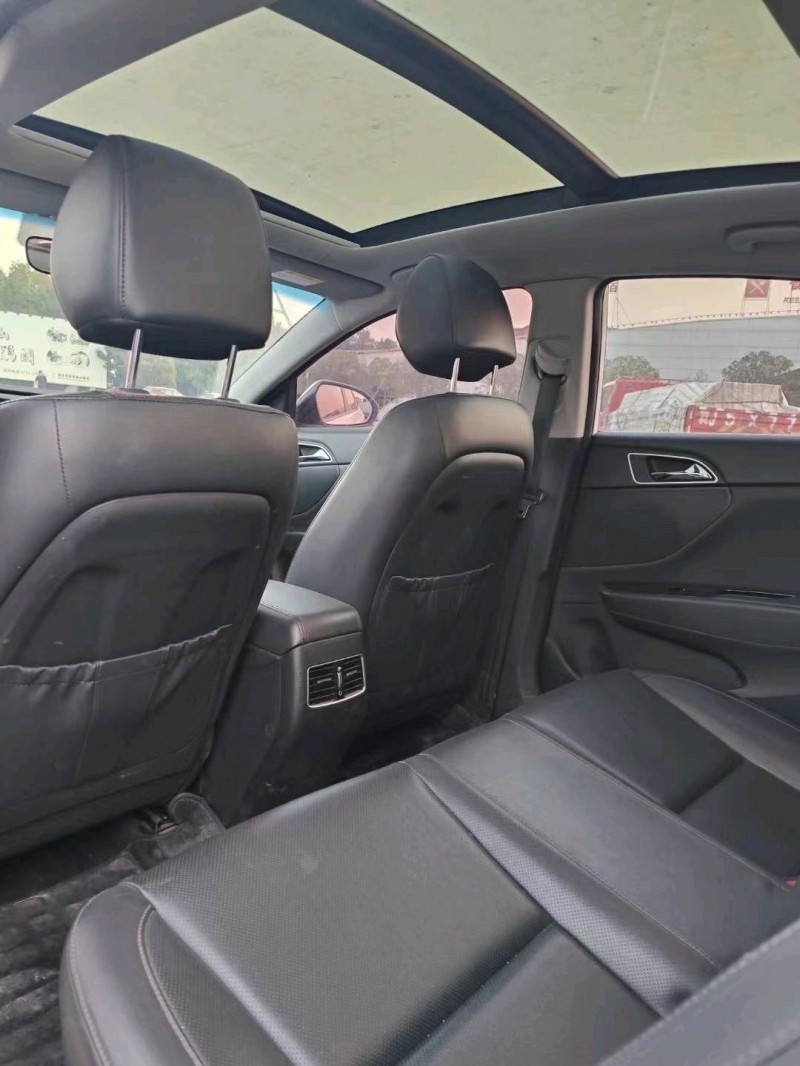 宜昌18年现代名图9