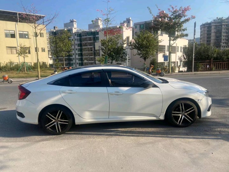 广州17年本田思域6