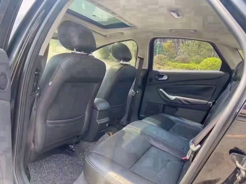 广州10年福特蒙迪欧-致胜7