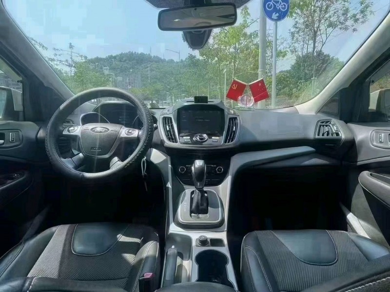 广州15年福特翼虎7