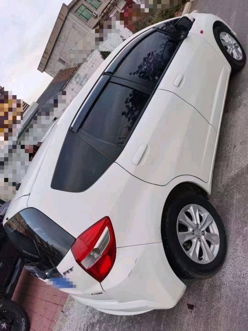 临沂12年本田飞度2