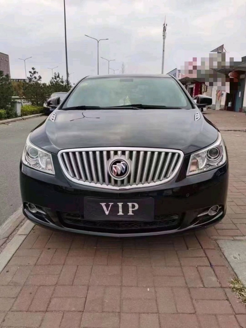 临沂12年别克君越9