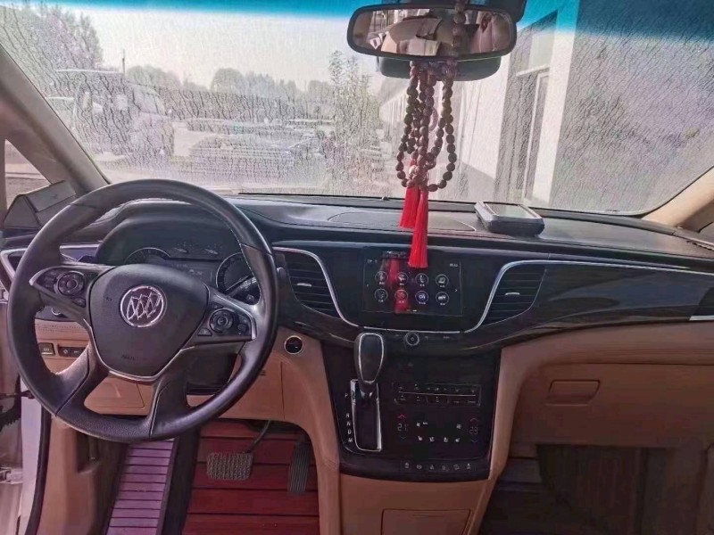 临沂18年别克GL85