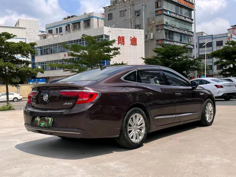 东莞17年别克君越6